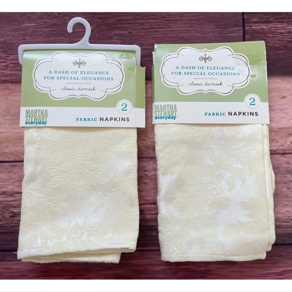 Vintage Martha Stewart Set Of Fabric Classic Damask Ivory Napkins